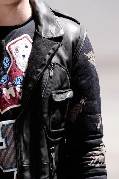 Look 92